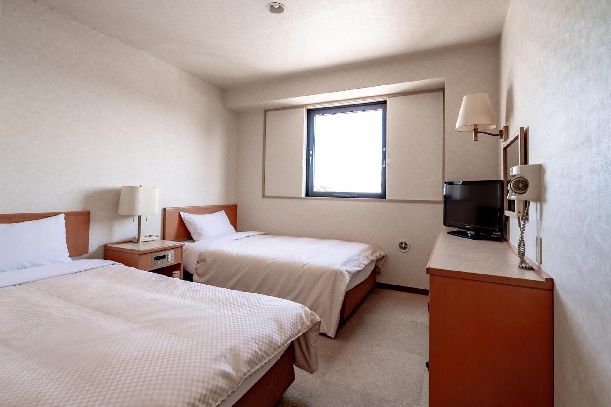 Business Hotel Kg Оита Экстерьер фото